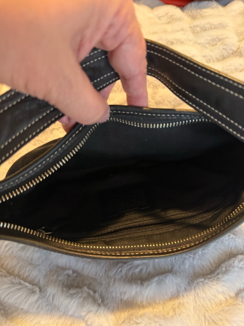 Vintage Coach SoHo Signature Black Canvas Leather Hobo Bag - Picture 5 of 6